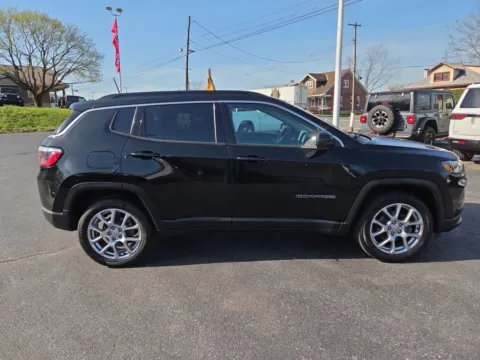 Photos of 2022 Jeep Compass Latitude Lux for sale in Hamburg, PA at Outten Chrysler Dodge Jeep RAM of Hamburg