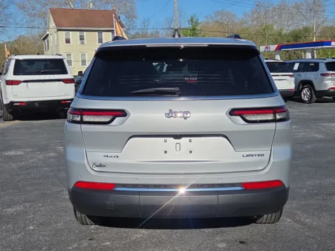 More photos of 2023 Jeep Grand Cherokee L Limited at Outten Chrysler Dodge Jeep RAM of Hamburg, PA