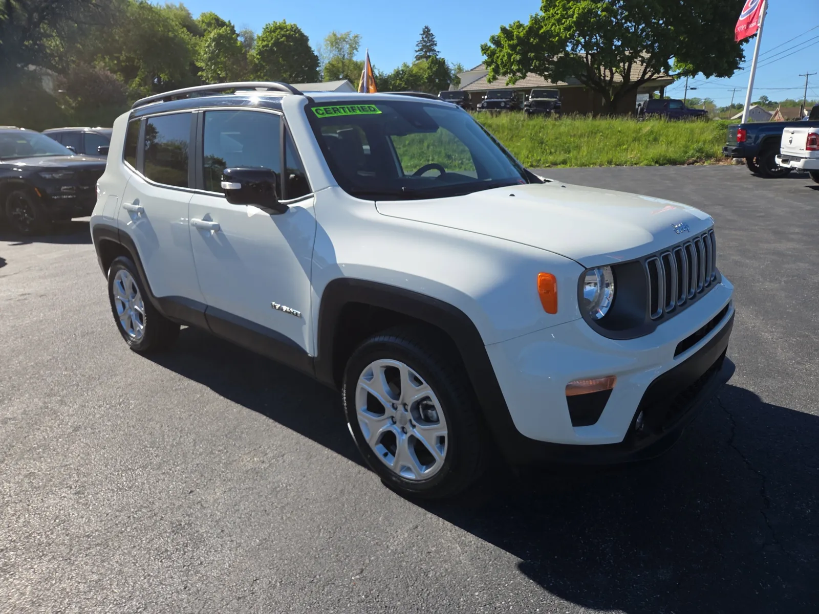 White 2023 Jeep Renegade Limited for sale in Hamburg, PA
