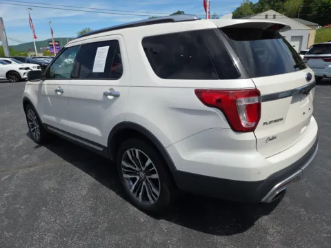 More photos of 2016 Ford Explorer Platinum at Outten Chrysler Dodge Jeep RAM of Hamburg, PA
