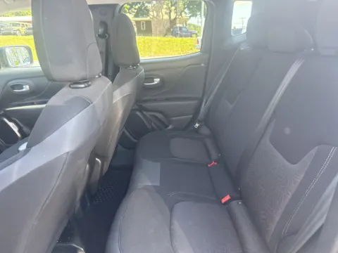 More photos of 2023 Jeep Renegade Upland at Outten Chrysler Dodge Jeep RAM of Hamburg, PA