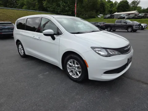 White 2022 Chrysler Voyager LX for sale in Hamburg, PA