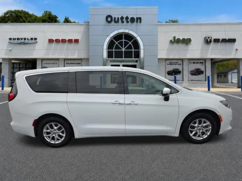 Photos of 2022 Chrysler Voyager LX for sale in Hamburg, PA at Outten Chrysler Dodge Jeep RAM of Hamburg