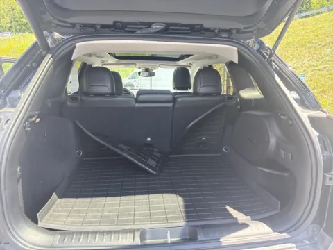 More photos of 2021 Jeep Cherokee Limited at Outten Chrysler Dodge Jeep RAM of Hamburg, PA