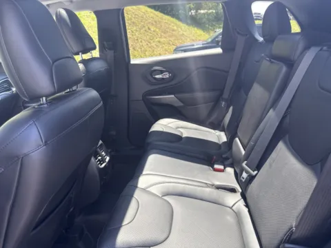 More photos of 2021 Jeep Cherokee Limited at Outten Chrysler Dodge Jeep RAM of Hamburg, PA
