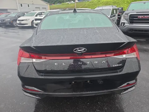More photos of 2023 Hyundai Elantra Limited at Outten Chrysler Dodge Jeep RAM of Hamburg, PA