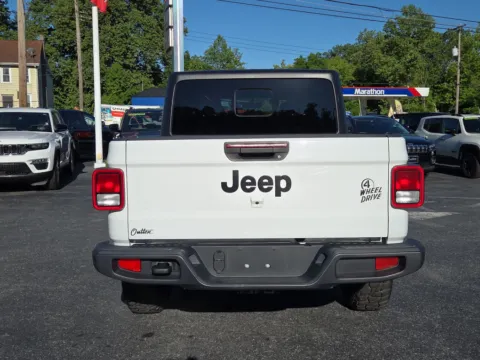 More photos of 2022 Jeep Gladiator Willys at Outten Chrysler Dodge Jeep RAM of Hamburg, PA