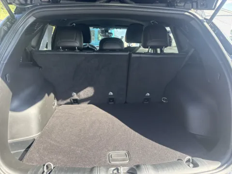 More photos of 2024 Jeep Compass Latitude Lux at Outten Chrysler Dodge Jeep RAM of Hamburg, PA