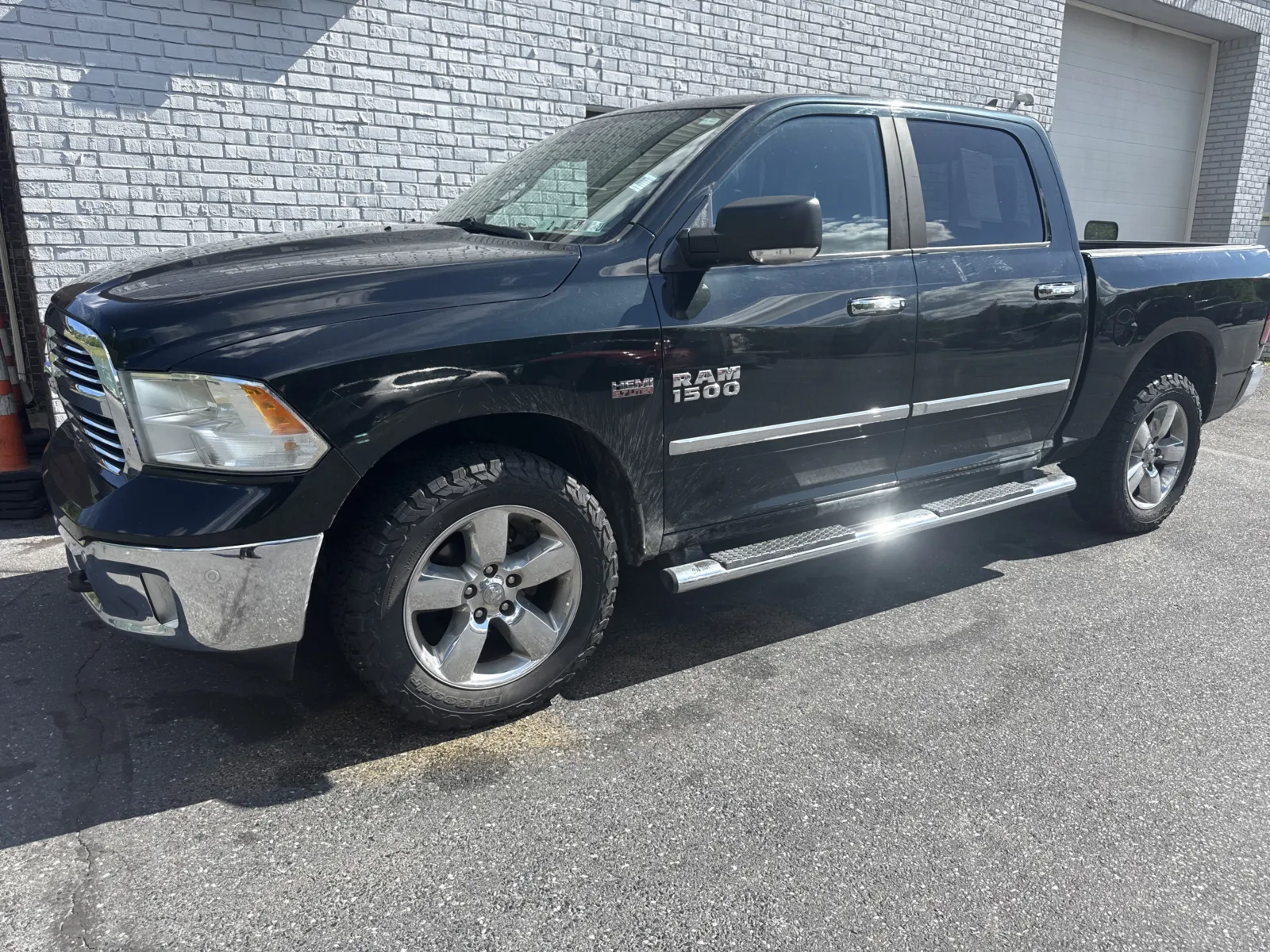Black 2016 Ram 1500 for sale in Hamburg, PA