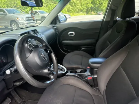 Photos of 2018 Kia Soul for sale in Hamburg, PA at Outten Chrysler Dodge Jeep RAM of Hamburg