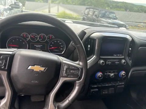 More photos of 2022 Chevrolet Silverado 2500HD LTZ at Outten Chrysler Dodge Jeep RAM of Hamburg, PA