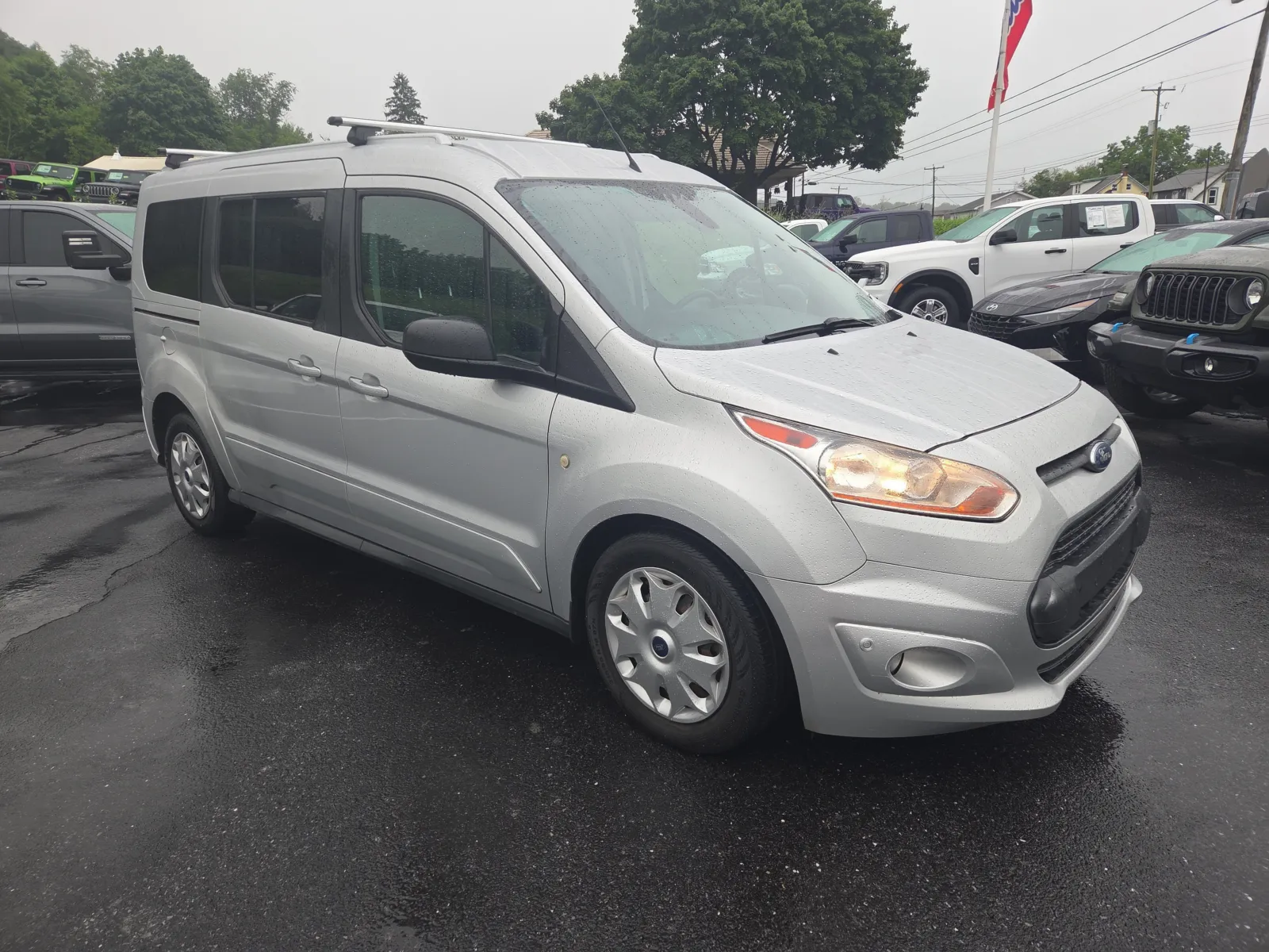 Silver 2017 Ford Transit Connect Wagon XLT for sale in Hamburg, PA