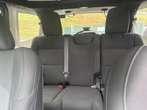More photos of 2018 Jeep Wrangler Unlimited at Outten Chrysler Dodge Jeep RAM of Hamburg, PA