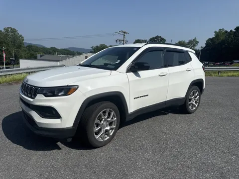 White 2024 Jeep Compass Latitude Lux for sale in Hamburg, PA