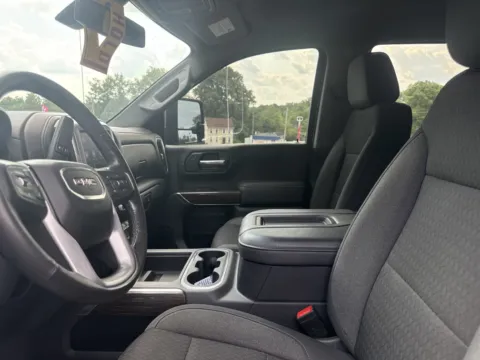 More photos of 2021 GMC Sierra 1500 Elevation at Outten Chrysler Dodge Jeep RAM of Hamburg, PA