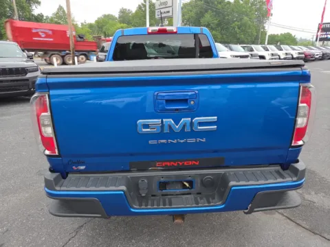 More photos of 2021 GMC Canyon 4WD Elevation Standard at Outten Chrysler Dodge Jeep RAM of Hamburg, PA