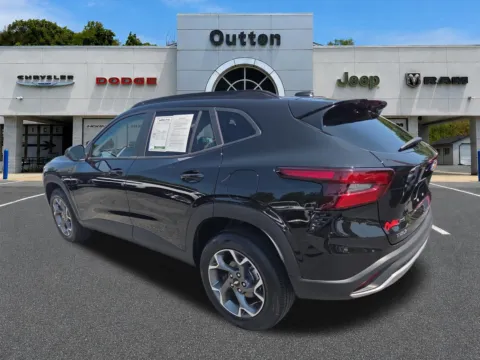 More photos of 2026 Chevrolet Trax LT at Outten Chrysler Dodge Jeep RAM of Hamburg, PA