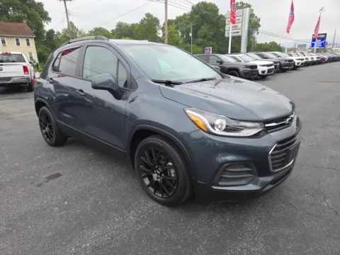 Gray 2022 Chevrolet Trax LT for sale in Hamburg, PA
