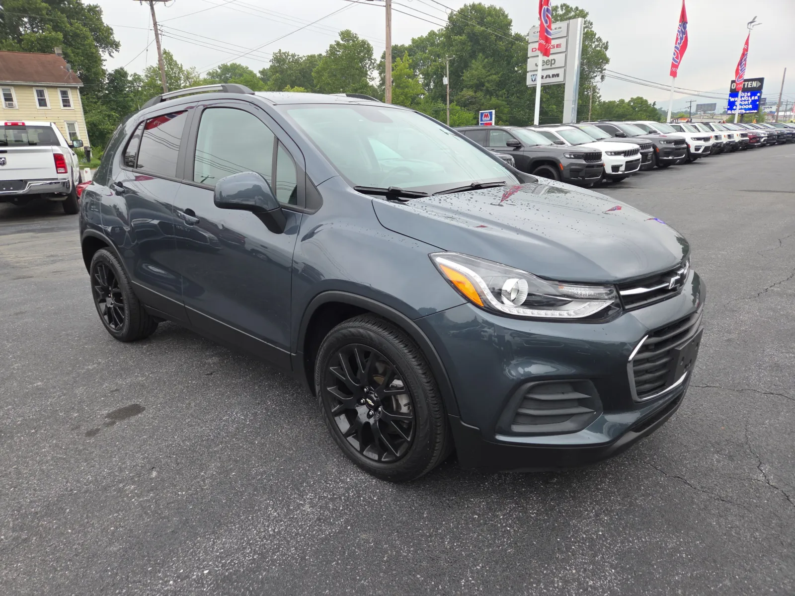 Gray 2022 Chevrolet Trax LT for sale in Hamburg, PA