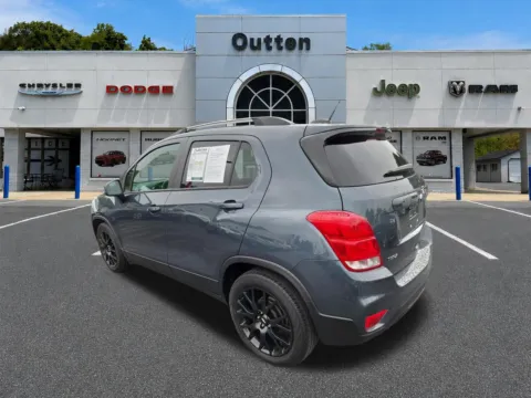 More photos of 2022 Chevrolet Trax LT at Outten Chrysler Dodge Jeep RAM of Hamburg, PA