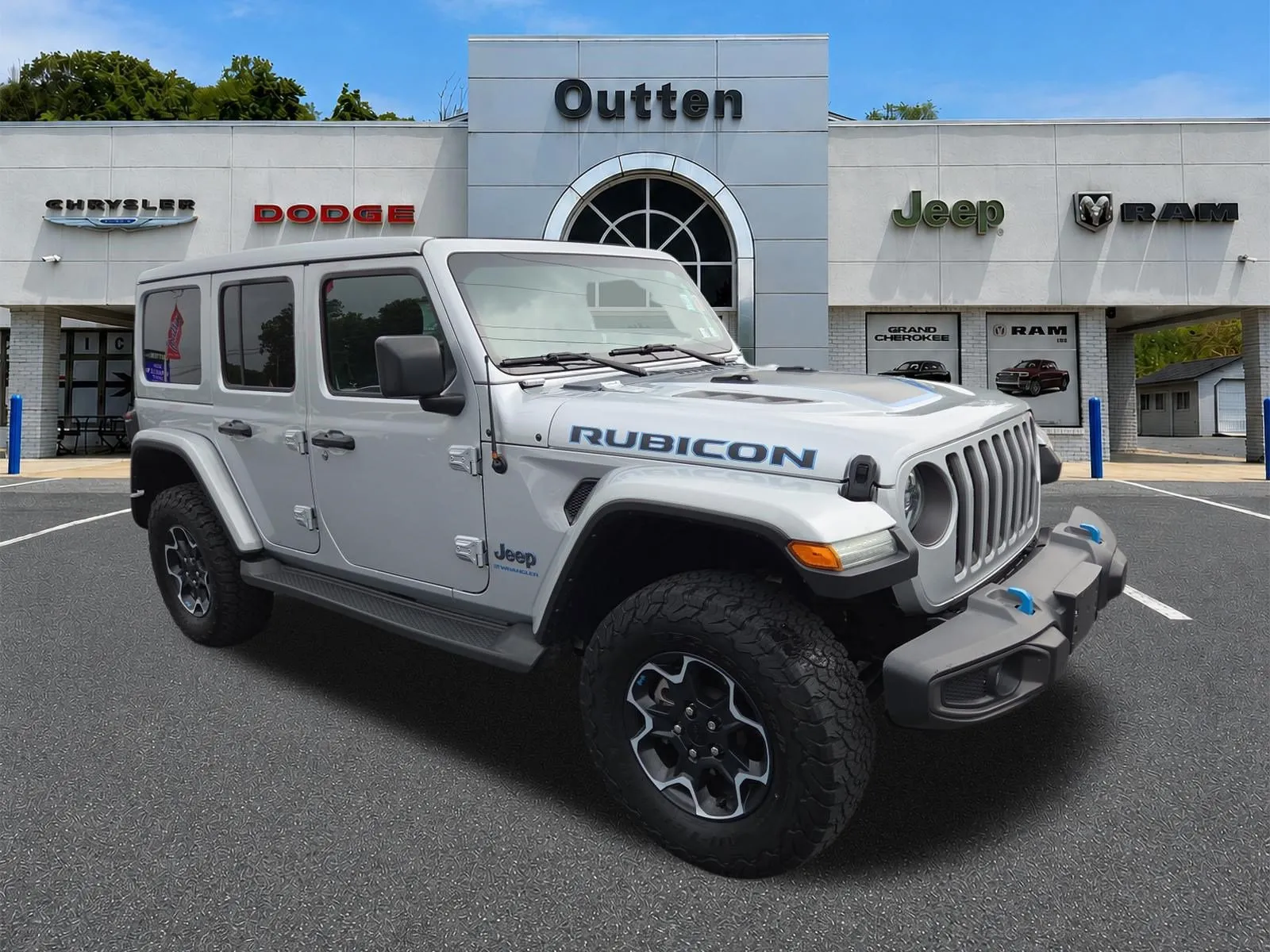 Silver 2023 Jeep Wrangler 4xe Rubicon for sale in Hamburg, PA