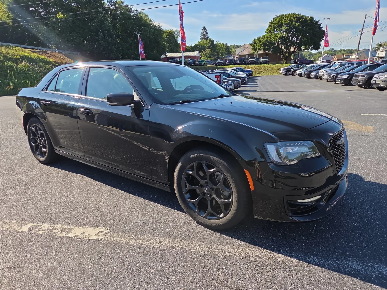 Black 2022 Chrysler 300 Touring L for sale in Hamburg, PA