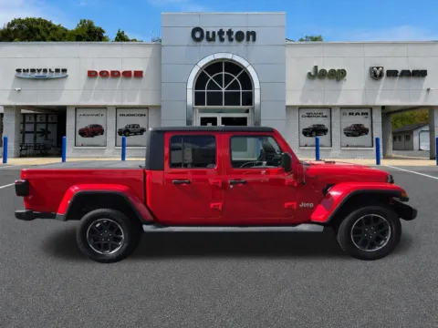 Photos of 2020 Jeep Gladiator Overland for sale in Hamburg, PA at Outten Chrysler Dodge Jeep RAM of Hamburg