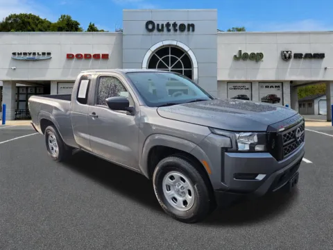 Gray 2022 Nissan Frontier S for sale in Hamburg, PA