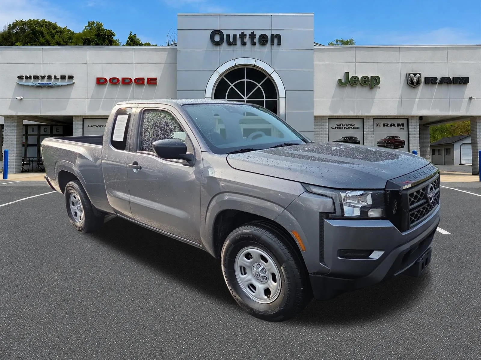 Gray 2022 Nissan Frontier S for sale in Hamburg, PA