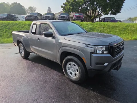 Gray 2022 Nissan Frontier S for sale in Hamburg, PA