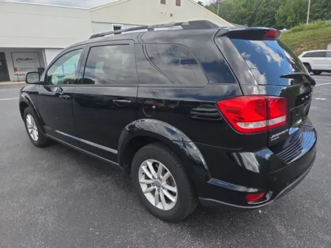 More photos of 2017 Dodge Journey SXT at Outten Chrysler Dodge Jeep RAM of Hamburg, PA