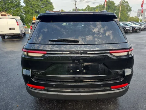 More photos of 2023 Jeep Grand Cherokee Altitude X at Outten Chrysler Dodge Jeep RAM of Hamburg, PA