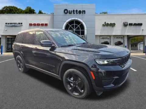 Black 2023 Jeep Grand Cherokee Altitude X for sale in Hamburg, PA