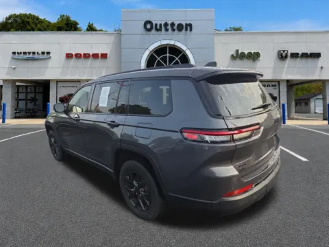 More photos of 2024 Jeep Grand Cherokee L Altitude at Outten Chrysler Dodge Jeep RAM of Hamburg, PA