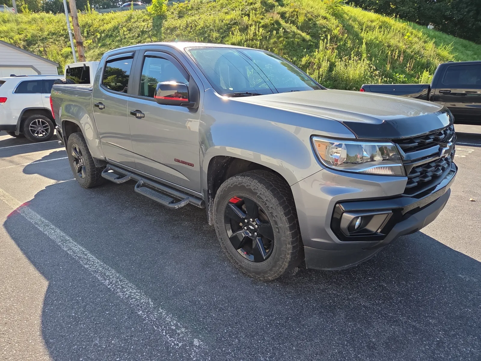Gray 2021 Chevrolet Colorado 4WD LT for sale in Hamburg, PA