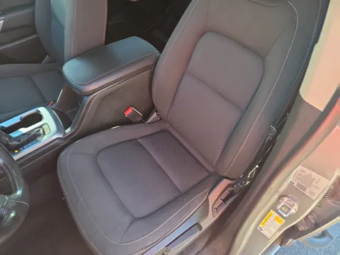 More photos of 2021 Chevrolet Colorado 4WD LT at Outten Chrysler Dodge Jeep RAM of Hamburg, PA
