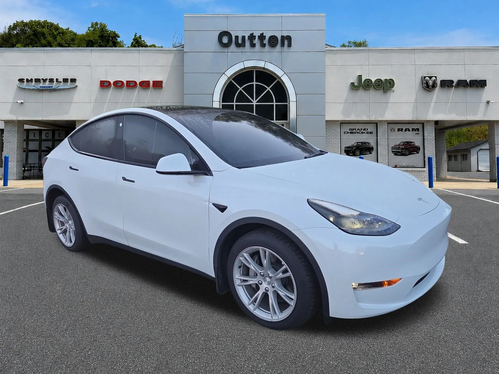 White 2023 Tesla Model Y for sale in Hamburg, PA