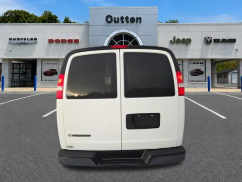 More photos of 2020 Chevrolet Express Passenger LT at Outten Chrysler Dodge Jeep RAM of Hamburg, PA
