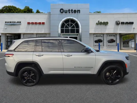 Photos of 2024 Jeep Grand Cherokee Altitude X for sale in Hamburg, PA at Outten Chrysler Dodge Jeep RAM of Hamburg