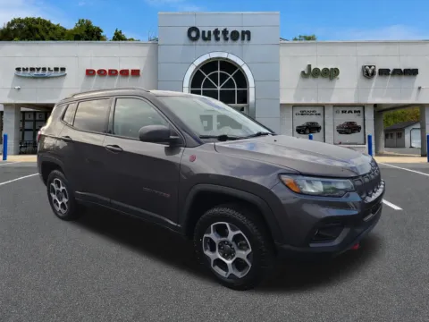 Gray 2022 Jeep Compass Trailhawk for sale in Hamburg, PA