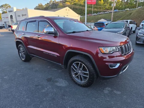Red 2017 Jeep Grand Cherokee Limited for sale in Hamburg, PA