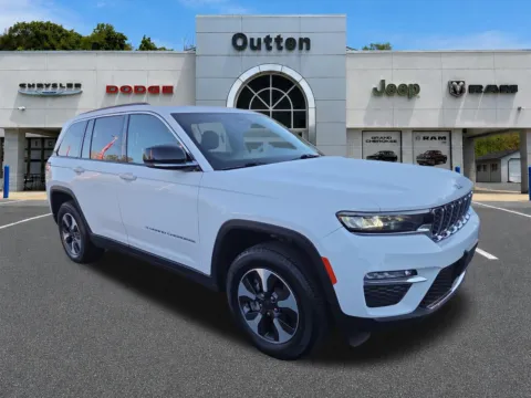 White 2024 Jeep Grand Cherokee 4xe for sale in Hamburg, PA