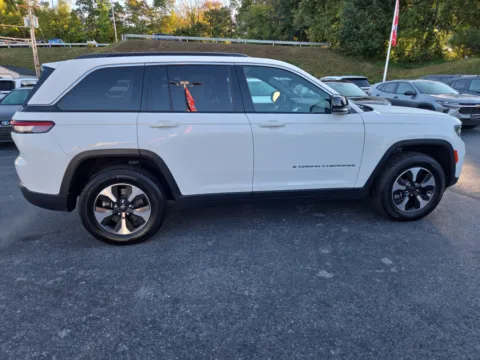 Photos of 2024 Jeep Grand Cherokee 4xe for sale in Hamburg, PA at Outten Chrysler Dodge Jeep RAM of Hamburg
