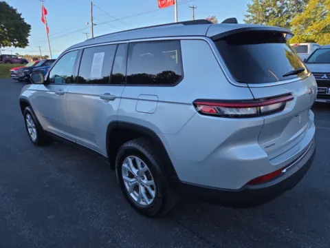 More photos of 2024 Jeep Grand Cherokee L Limited at Outten Chrysler Dodge Jeep RAM of Hamburg, PA