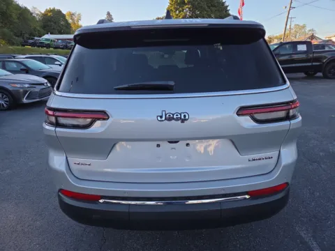 More photos of 2024 Jeep Grand Cherokee L Limited at Outten Chrysler Dodge Jeep RAM of Hamburg, PA