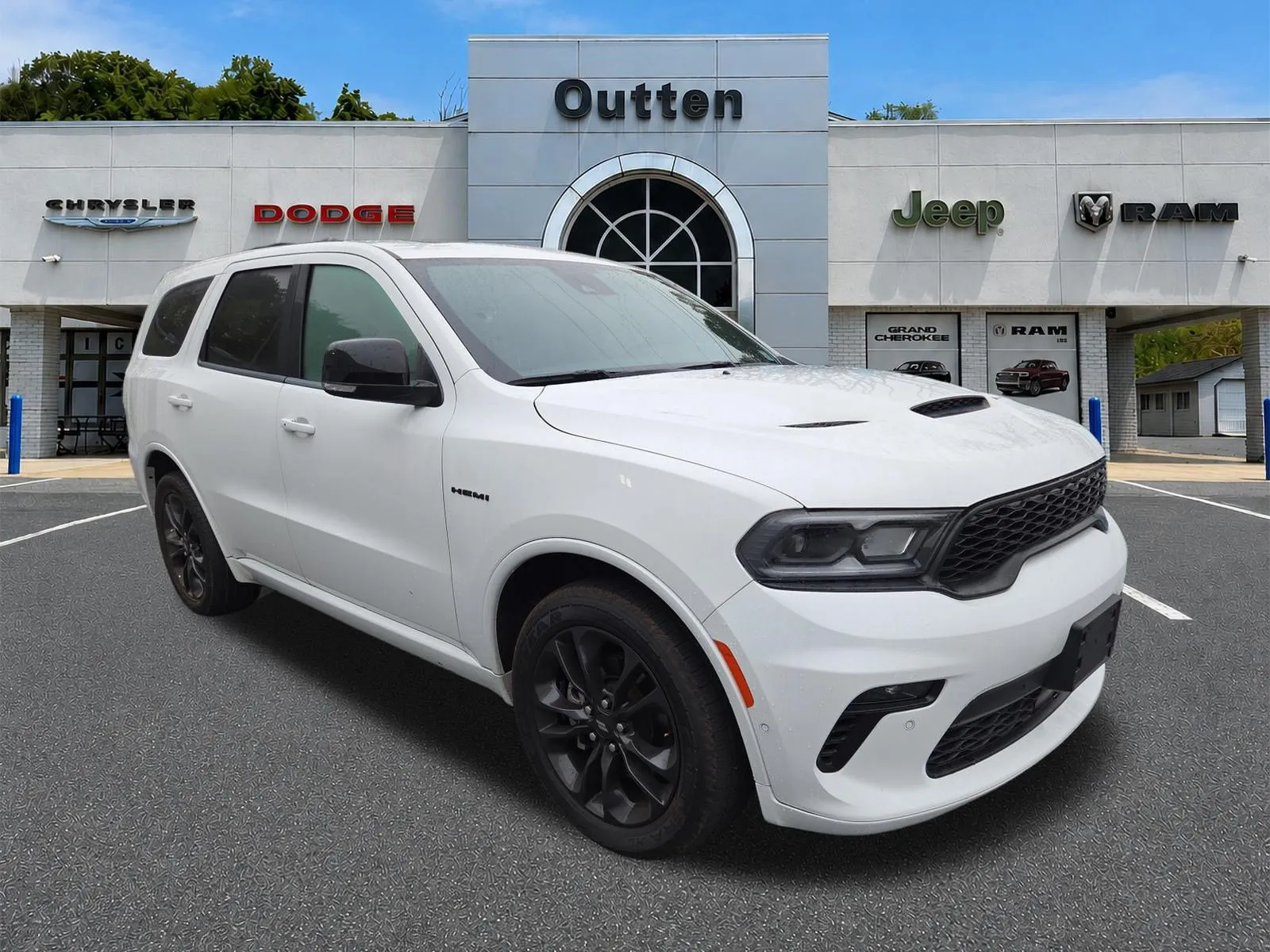 White 2023 Dodge Durango R/T Plus for sale in Hamburg, PA