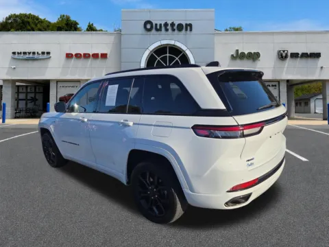 More photos of 2024 Jeep Grand Cherokee 4xe Anniversary Edition at Outten Chrysler Dodge Jeep RAM of Hamburg, PA
