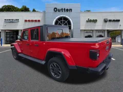 More photos of 2020 Jeep Gladiator Overland at Outten Chrysler Dodge Jeep RAM of Hamburg, PA
