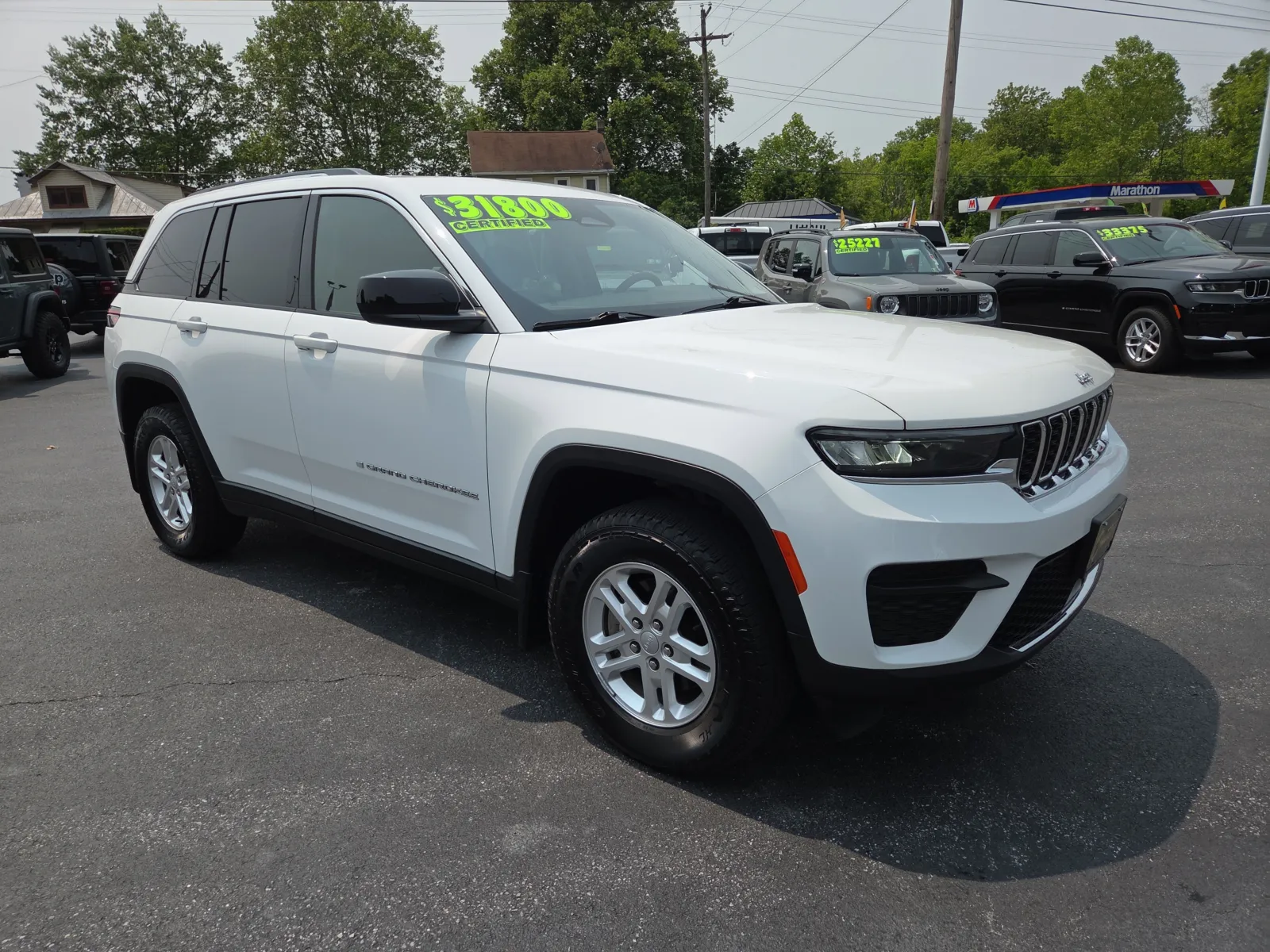 White 2022 Jeep Grand Cherokee Laredo for sale in Hamburg, PA