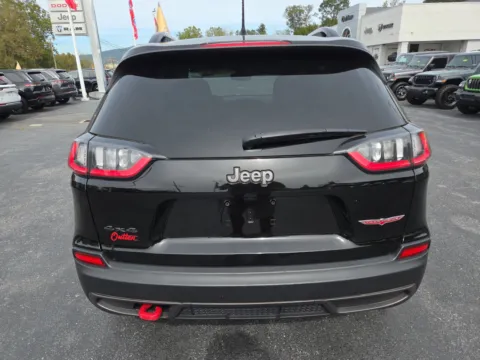 More photos of 2022 Jeep Cherokee Trailhawk at Outten Chrysler Dodge Jeep RAM of Hamburg, PA